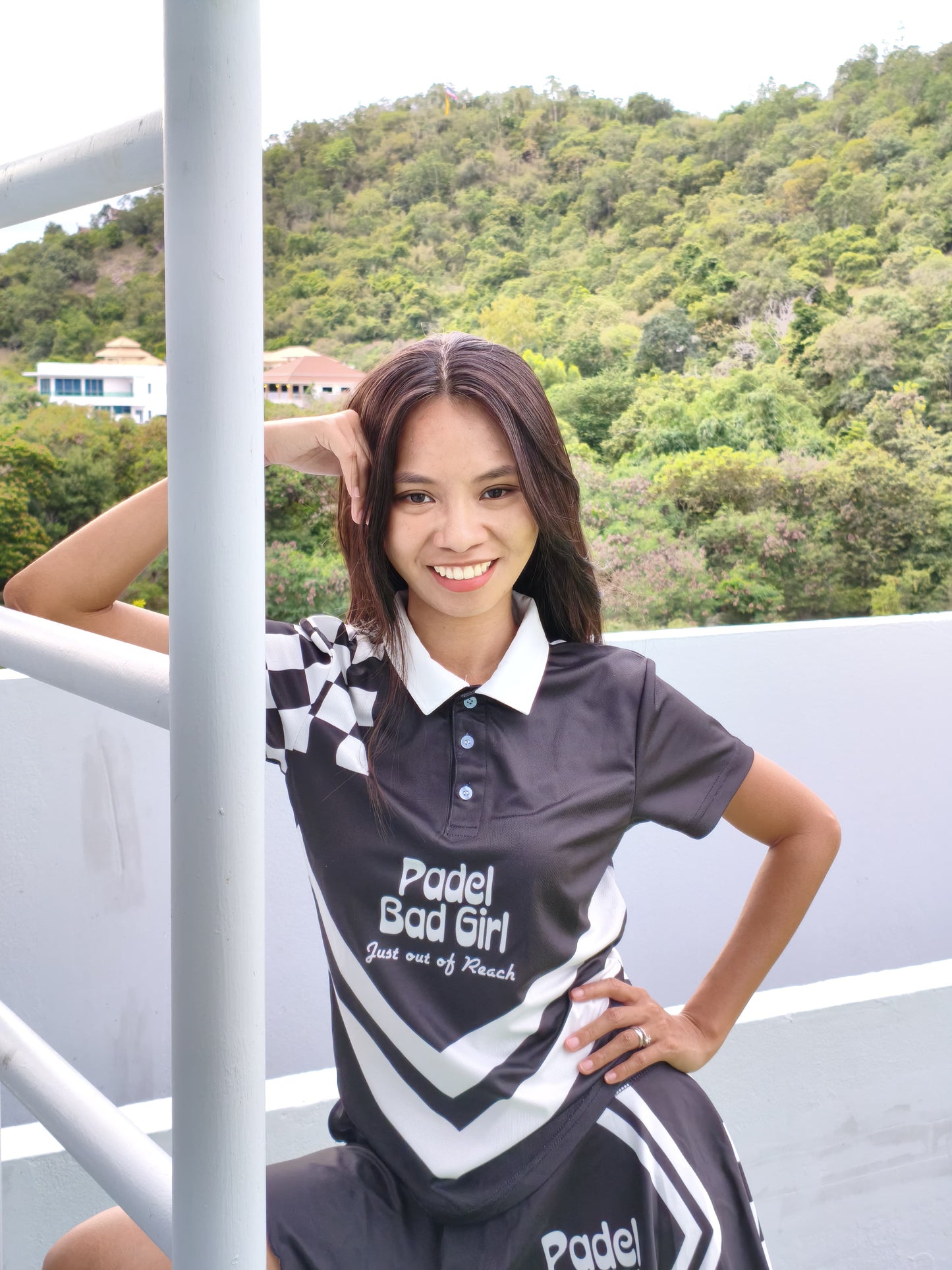 PADEL BAD GIRL - JUST OUT OF REACH - Polo Shirt (Lightweight)